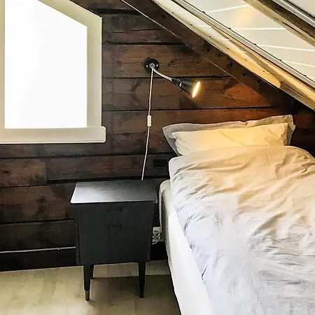 11 Person In Fj Rtoft Holiday home *