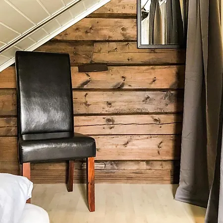 4 Star In Tatil Evi
